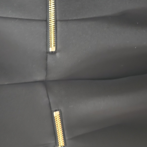Calvin Klein Black Bodycon Dress with Gold Zipper Detail Sz 8 - Picture 7 of 8